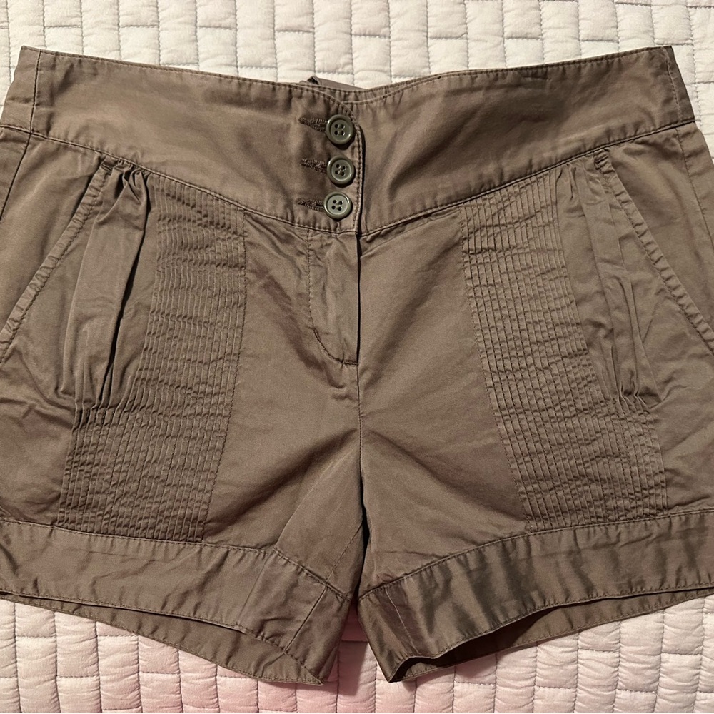 BCBGMaxAzria Brown  High-Waist Pleated Front Shorts